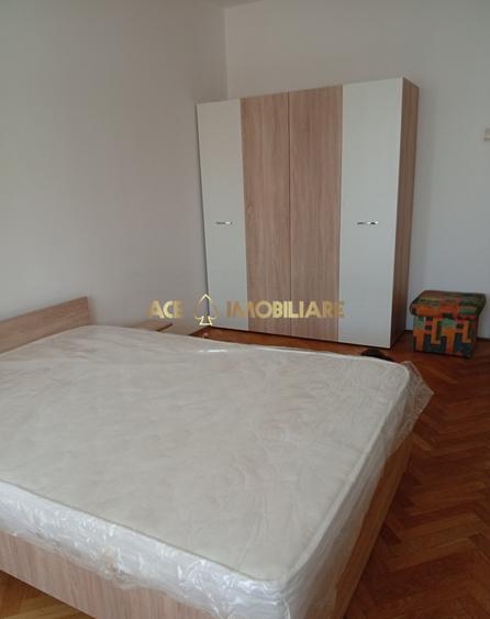 Garsoniera de inchiriat | Romana | Metrou | Nou | Balcon