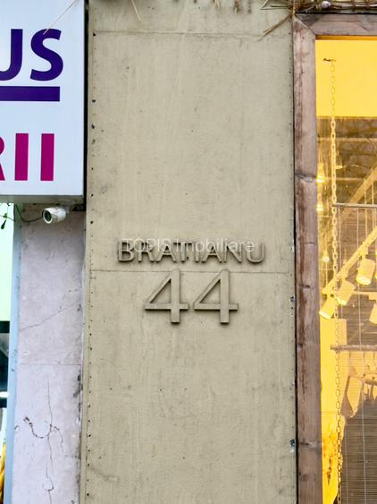 Comision-0% / Unirii, Bratianu vizavi de Magazinul Cocor - Negociabil - 2