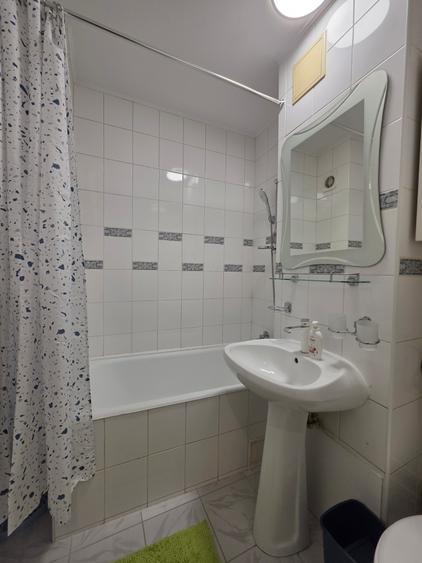 Garsoniera de inchiriat in zona Dristor metrou- Ramnicu Sarat