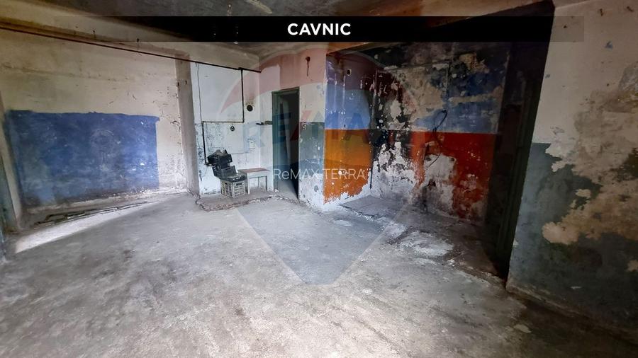Apartament 2 camere | Central Cavnic | Necesită Renovare - 6