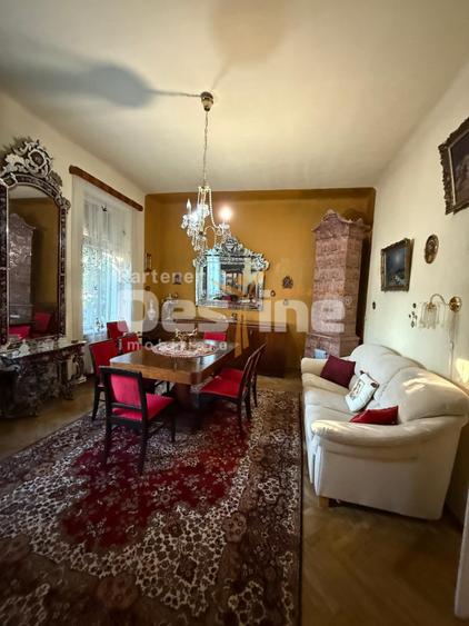 Casa zona centrala, teren 800 mp