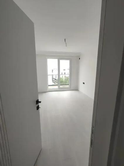 Apartament 3 camere finalizat metrou Nicolae Teclu comision 0%