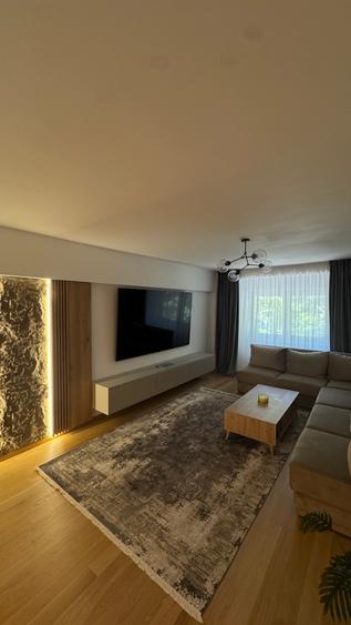 4 camere / RENOVAT COMPLET/ Bd. DECEBAL – Rond Alba Iulia / UNIRII