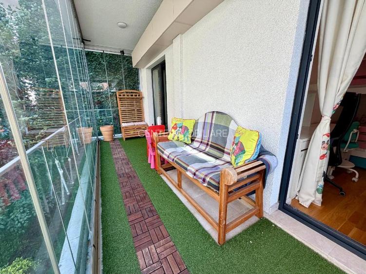 CASA POPORULUI, Libertatii,3 camere lux, etaj 1, c-tie 2019, 2 garaje, 80mp