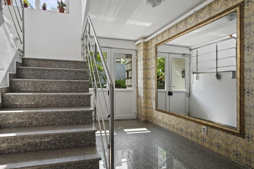 Otopeni, Central, Apartament 3 camere, 78,88mp, loc parcare, renovat, centrală