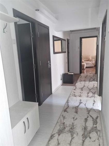 Apartament 3 camere renovat,  mobilat  Racadau