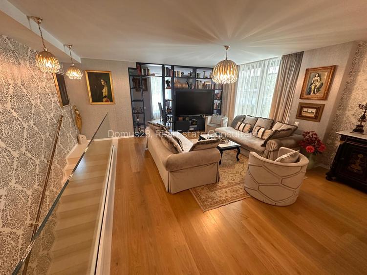Duplex exclusivist cu grădină privată și terasă în zona Charles de Gaulle - 4
