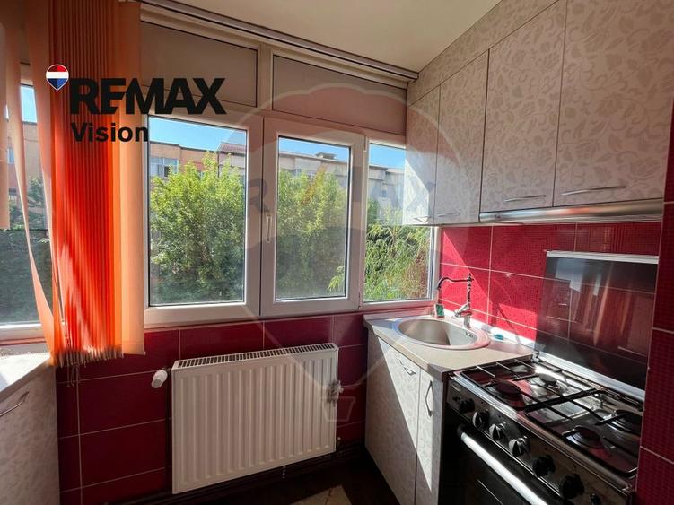 Apartament cu 3 camere de închiriat în zona Brazda lui Novac