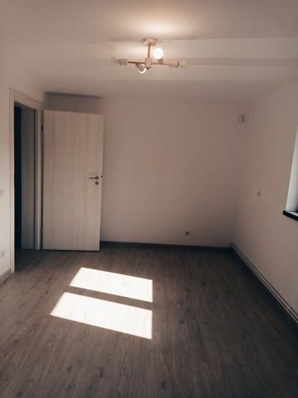 OPORTUNITATE !!! Casa / vila Exercitiu / TEILOR !!!
Multiple ACTIVITATI !!!