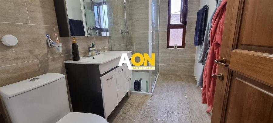 1/2 duplex mobilat, utilat, 4 camere, 210 mp teren, Ampoi 3