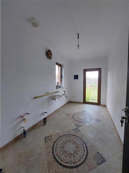 Casa finisata modern in Vinga