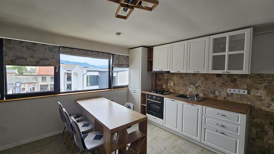 Apartament 2 camere Zona Centru vechi Sincai