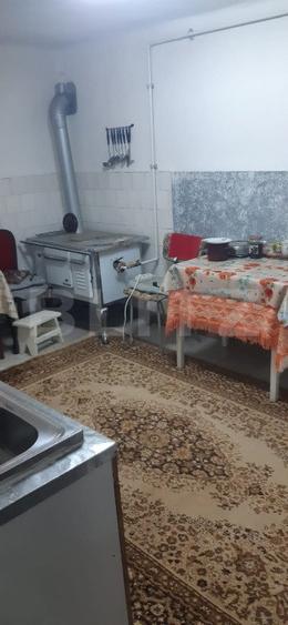 Casa de vanzare, cu 3 camere, 138 mp, zona Calea Domneasca