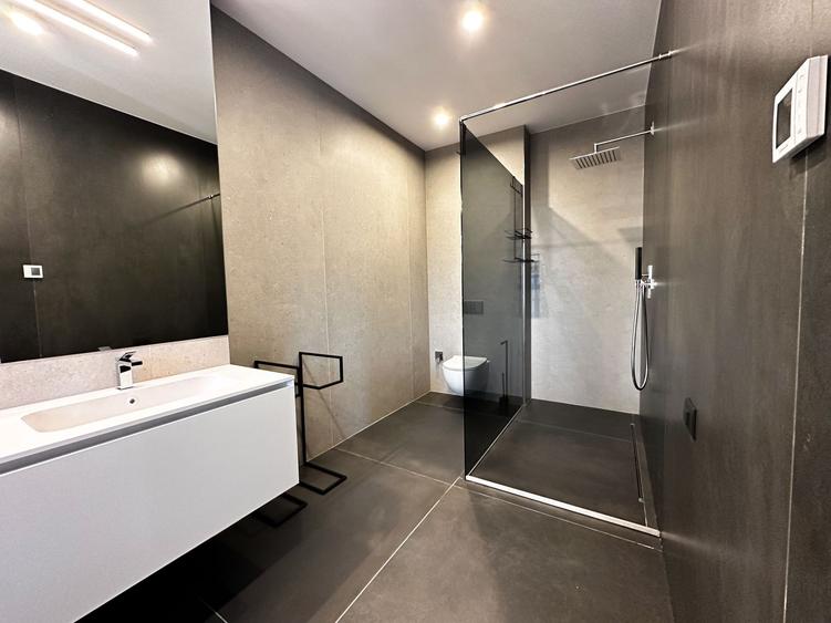 Apartament 4 camere | 2 terase | Zona Aviatorilor