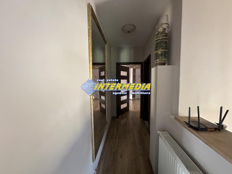Proprietate 2 case curte pavata Teren 700 mp Hotel CETATE gard utilitati - 13