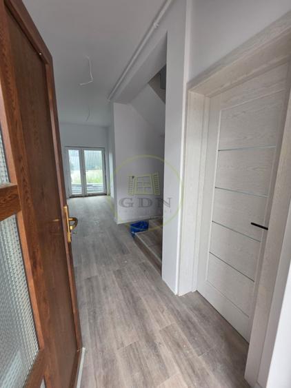 Duplex 4 camere, 128 mp, 2 locuri de parcare.