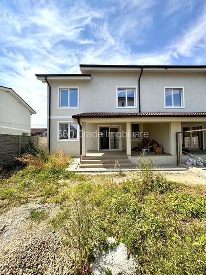 1/2 Duplex 118 mp, teren 268 mp - Chisoda, Str. Bucegi