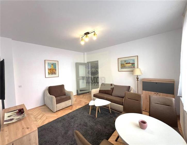 Apartament cu 2 camere la casa parcare boxa Cisnadie