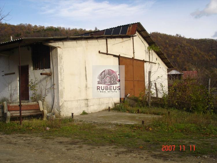 Fost hangar nautic de renovat – oportunitate de investiție!