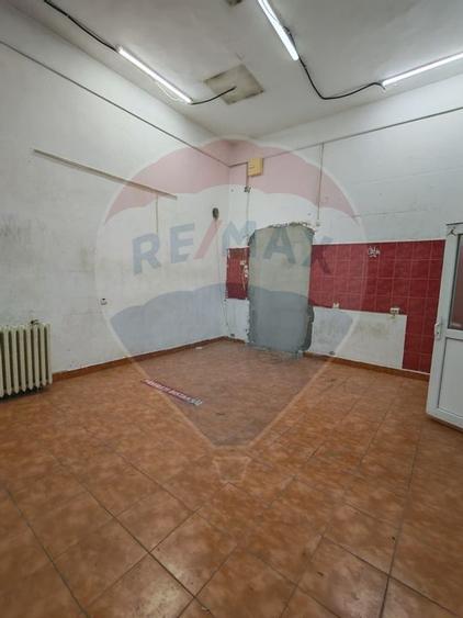 Spațiu comercial 40mp în zona Ultracentral