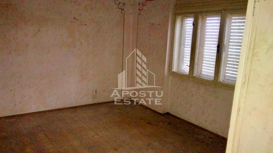 Casa cu potential turistic- Zona Varfurile