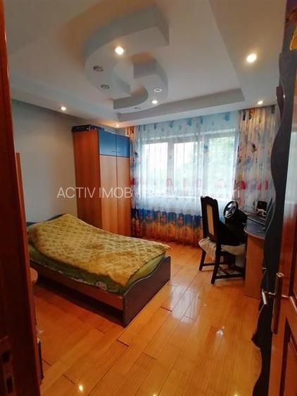 Casa- Vila - Prelungirea Ghencea-Bucuresti- sector 6 -  450000E- 660MP TEREN-COM - 11