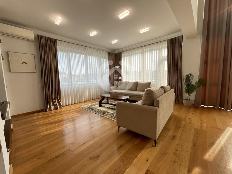 Penthouse de Inchiriat 4 camere | 160 mp | Terasa | Sibiu