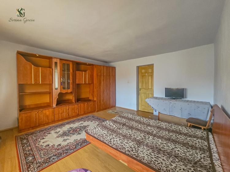 De vânzare apartament cu 3 camere, garaj și grădină, Codlea, Brașov