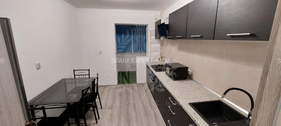 //2 CAMERE// DECOMANDAT// ZONA REPUBLICII// - 4