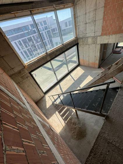 PENTHOUSE CU PISCINA AVIATIEI 370 MP + 400 MP TERASA