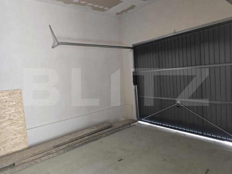Casa 2 camere, 120 mp -7.8 ari teren . Lazuri