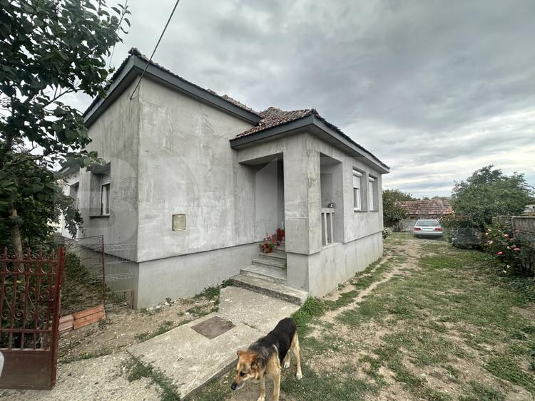 Casă 3 camere, 142 mp, teren 774 mp, zona Odoreu