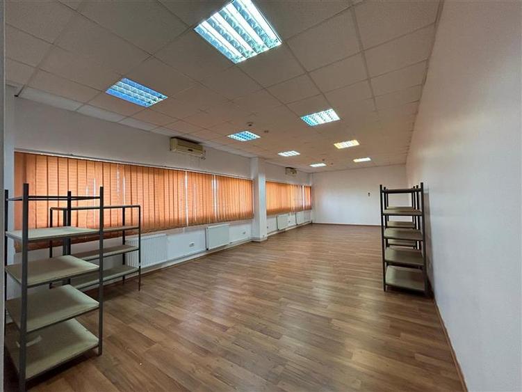 Spatiu Birouri 200mp Calea Chisinaului