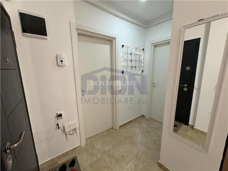 Militari - Rosu , Avangarde 2 camere, 49mp - 2