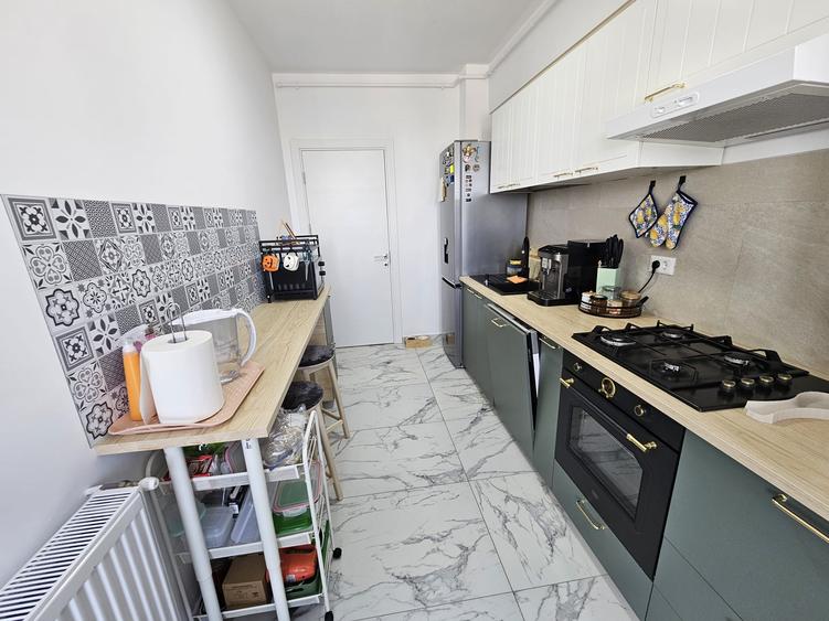 Apartament Odei - Priveliste Panoramica ( mobilat si utilat + parcare )