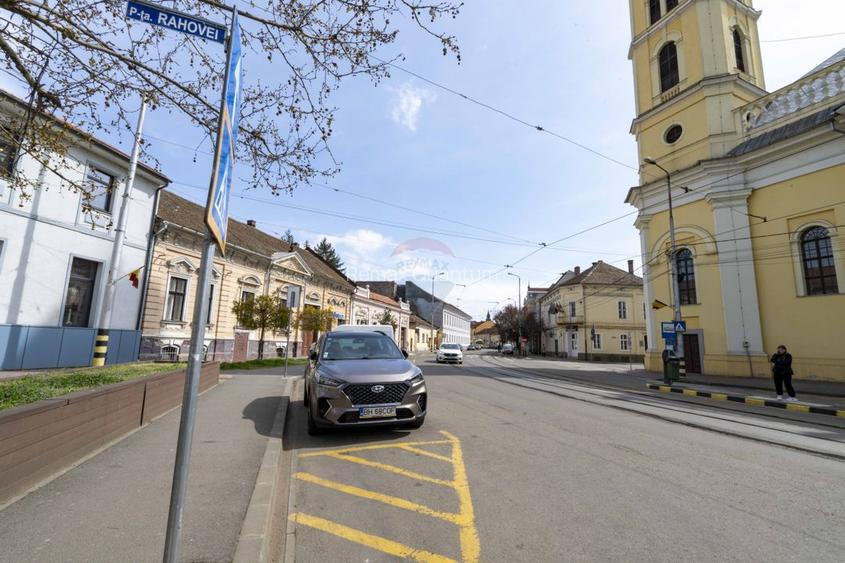 Clădire comercială de vânzare, 2240mp, Ultracentral, str Primăriei - 31