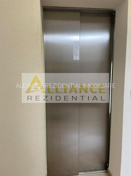 Apartament cu 3 camere | decomandat - SECTOR 4 - - 3