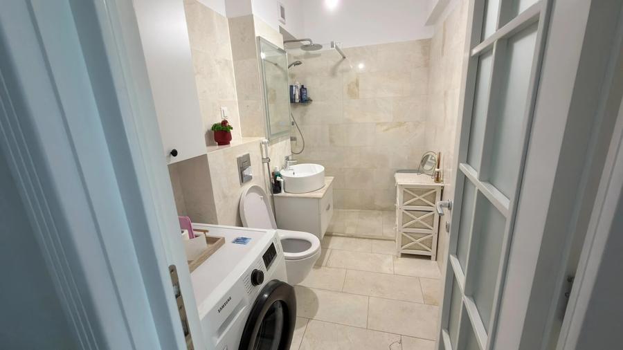 Apartament 2 camere-Royal Town-Intabulat-Etaj intermediar