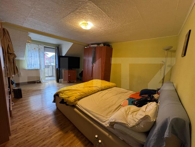 Casa cu 5 camere 300 mp in Hunedoara