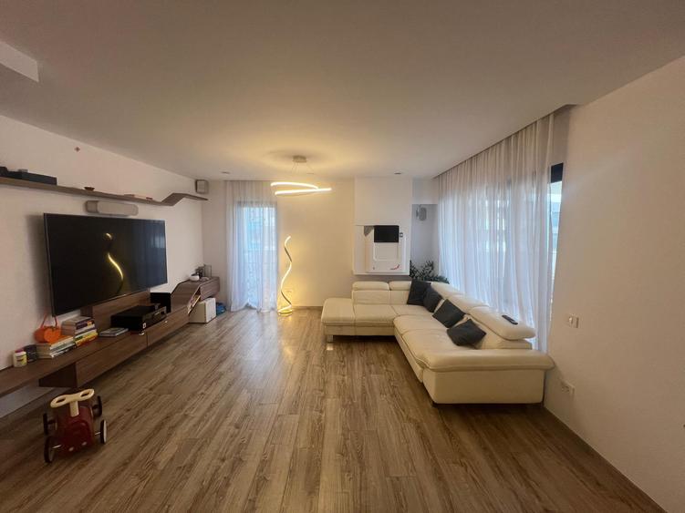 Apartament 3 camere de vânzare | 97 mp utili | terasă 35 mp tehnologie avansat