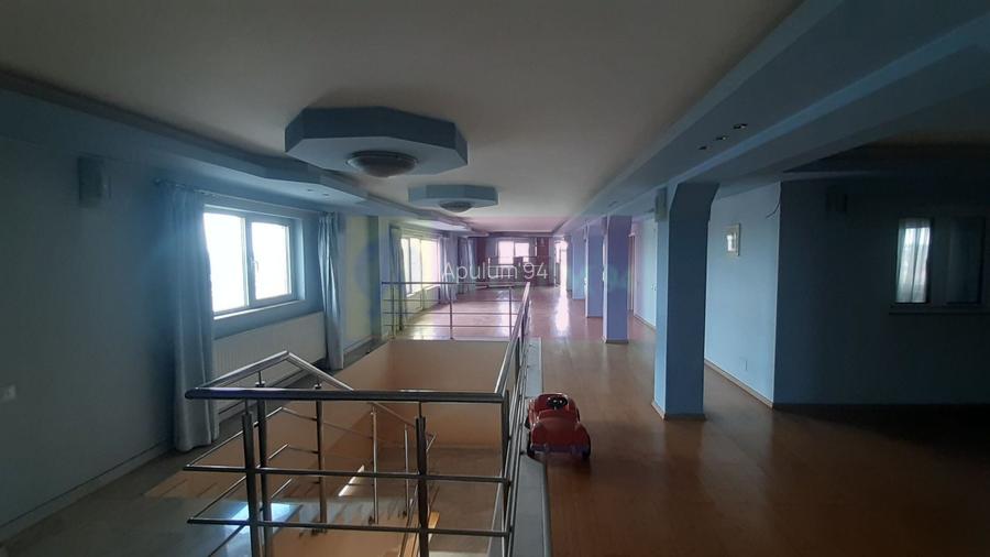 Două Etaje în Vilă în zona Voluntari de Închiriat - 11