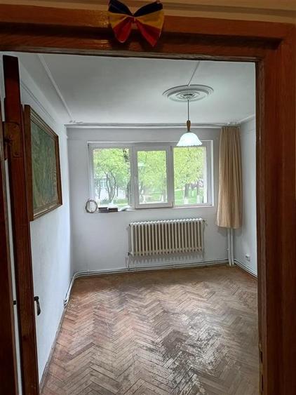 Apartament 2 camere Podu Roș (lângă Palas)
