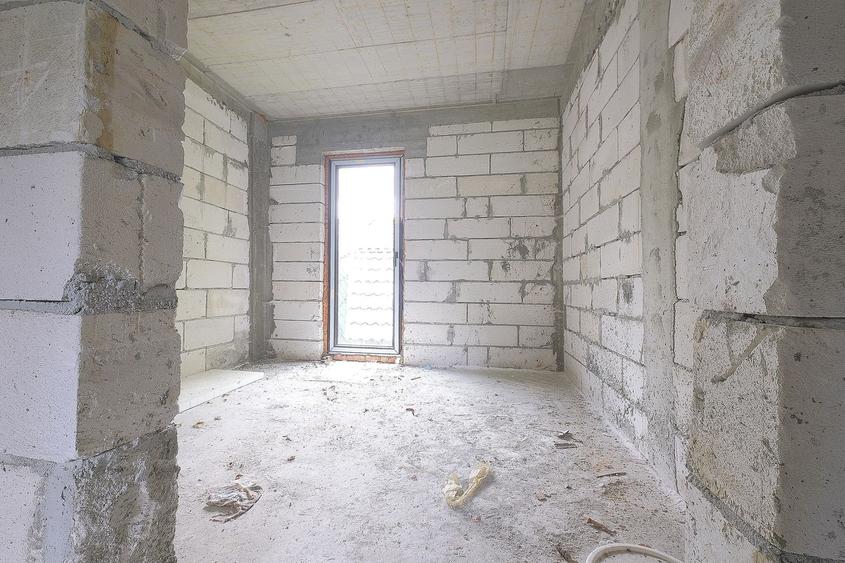 CHEIA - VALEA POPII, Vila structurata pe S+P+E+M, achizitie posibila si in rate