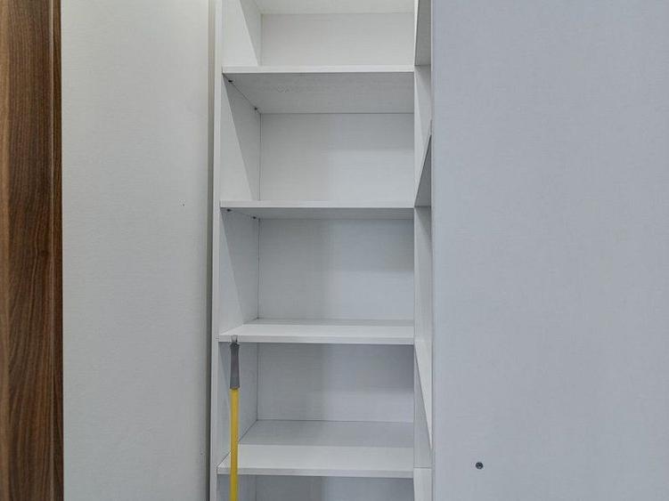 3 camere complet RENOVAT, bloc 1985, Zona linistita Kisselef!