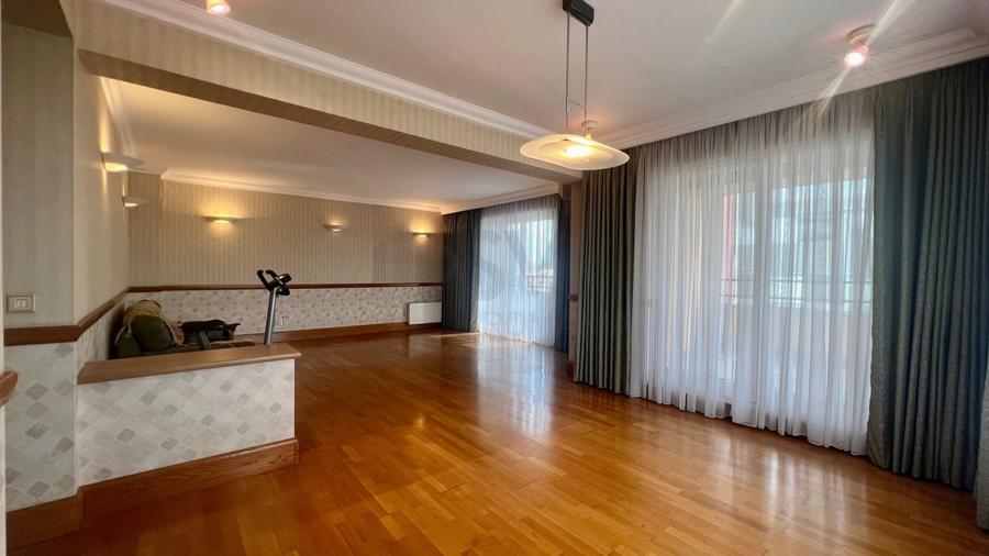 REA1014780 Apartament 3 camere la Televiziunea Romana