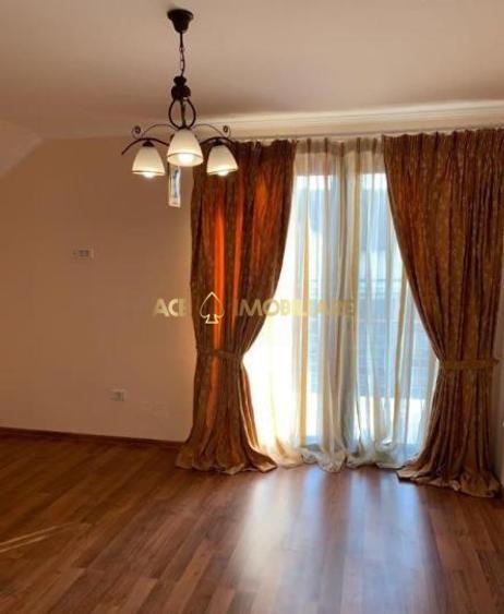 Vila de Inchiriat | Pipera | Moderna | Gradina | Parcare | Moderna
