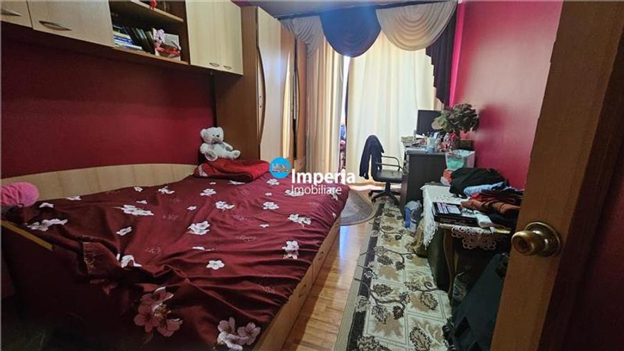 Apartament 3 camere de vanzare, etaj 2 BLD Poitiers