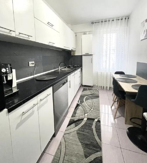 2 Camere - etaj intermediar - 2 locuri parcare - 98.000€