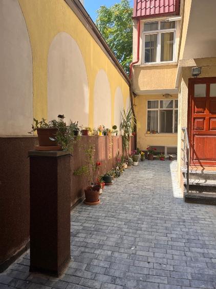 Proprietar, apartament in vila, centrala proprie, Vatra Luminoasa