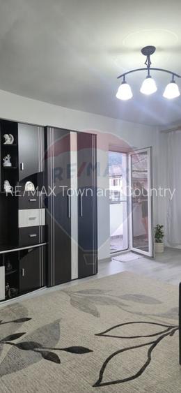 Apartament cu 3 camere de vânzare în zona Sud-Est - 6